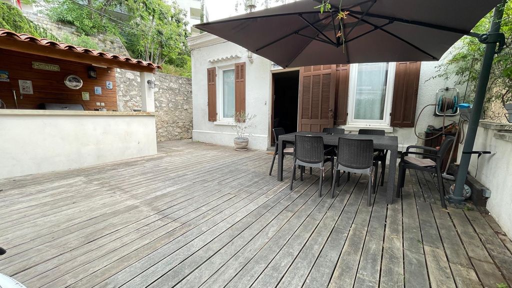 Achat maison à vendre 2 chambres 66 m² - Marseille 15ème arrondissement