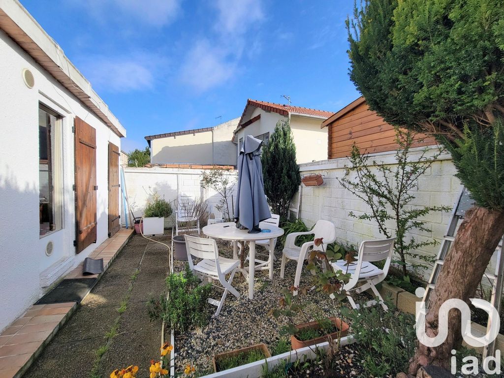 Achat maison à vendre 2 chambres 72 m² - Villeneuve-le-Roi