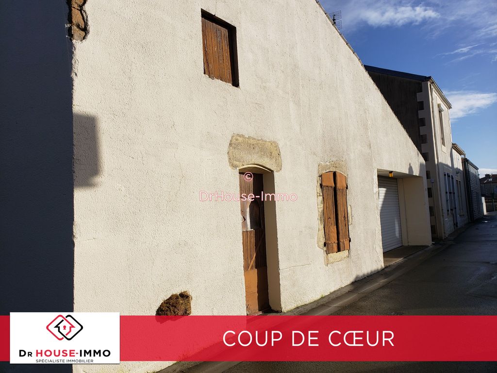 Achat maison à vendre 3 chambres 122 m² - Sainte-Hermine