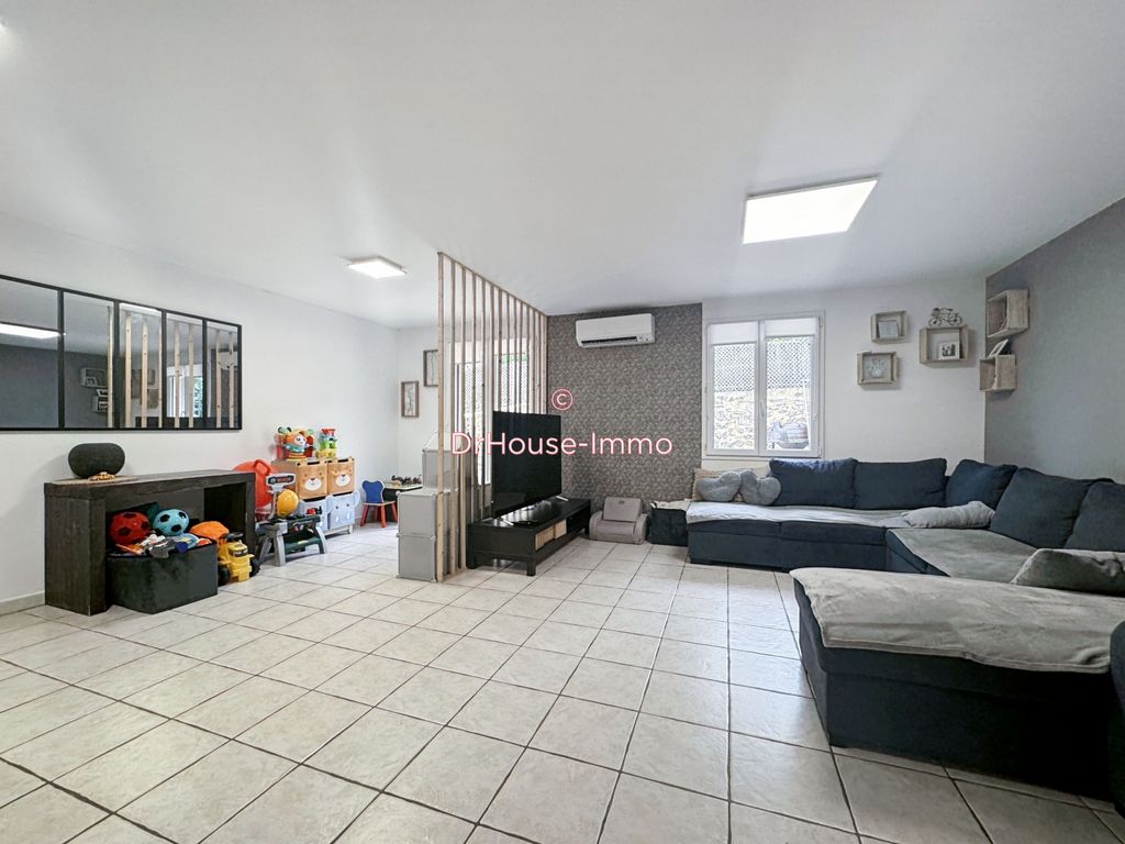 Achat maison à vendre 3 chambres 131 m² - Tourves