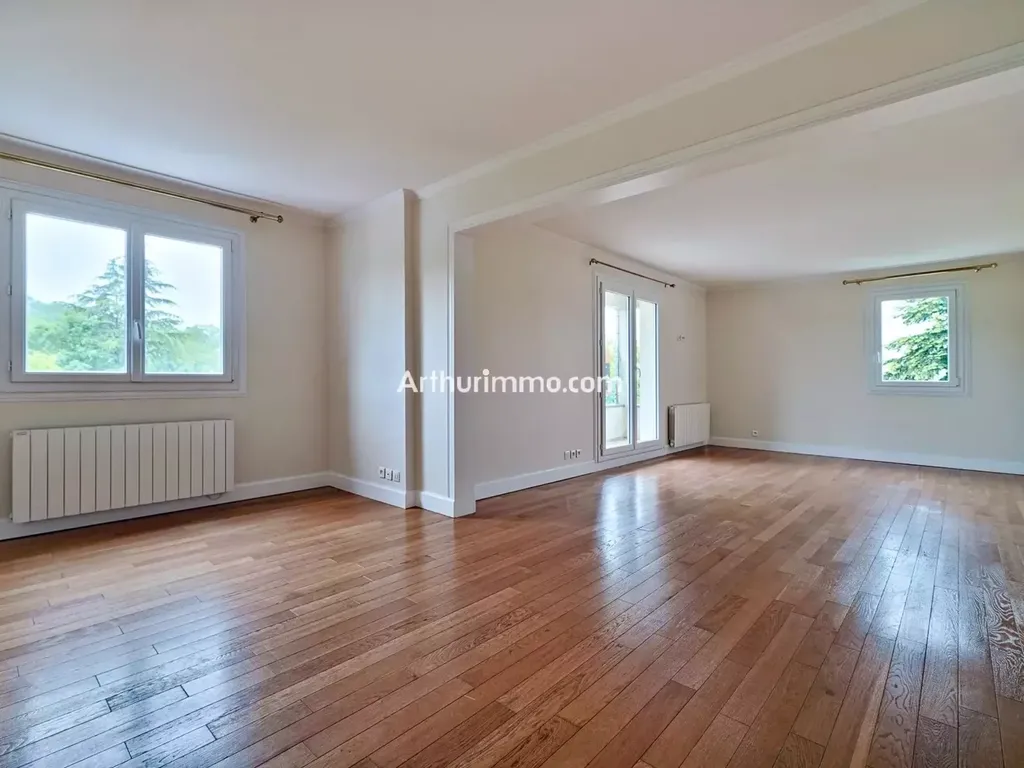 Achat appartement à vendre 4 pièces 83 m² - Sucy-en-Brie