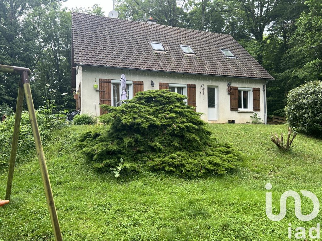 Achat maison à vendre 5 chambres 134 m² - Saint-Hilaire-les-Andrésis