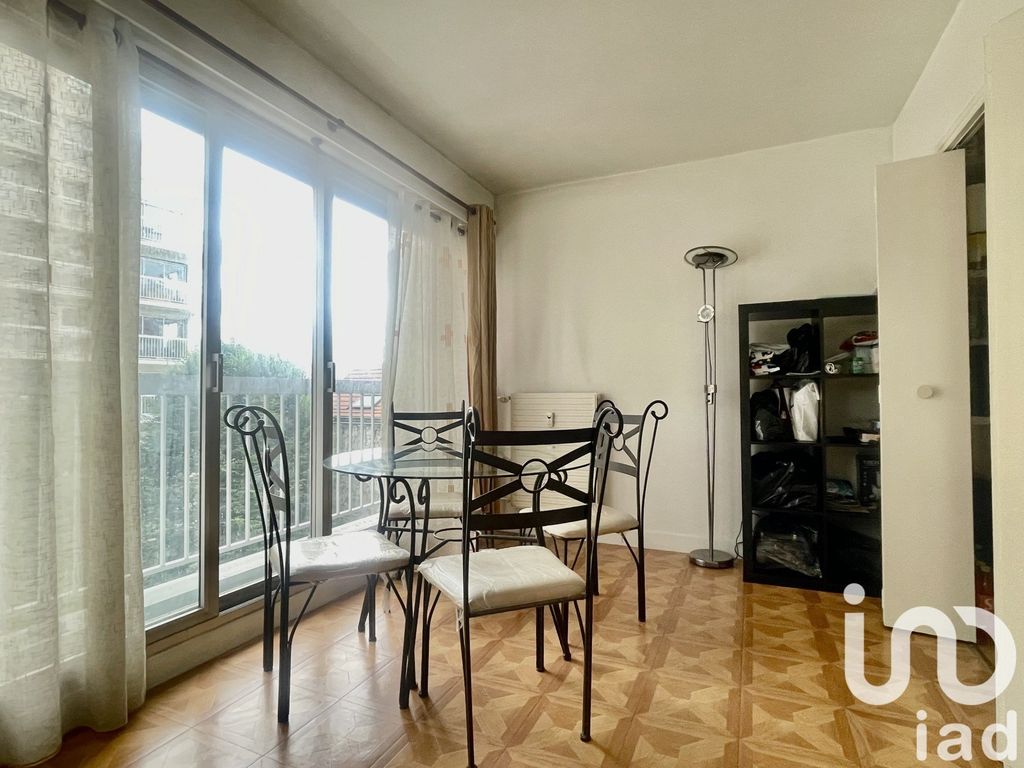 Achat studio à vendre 28 m² - Paris 18ème arrondissement