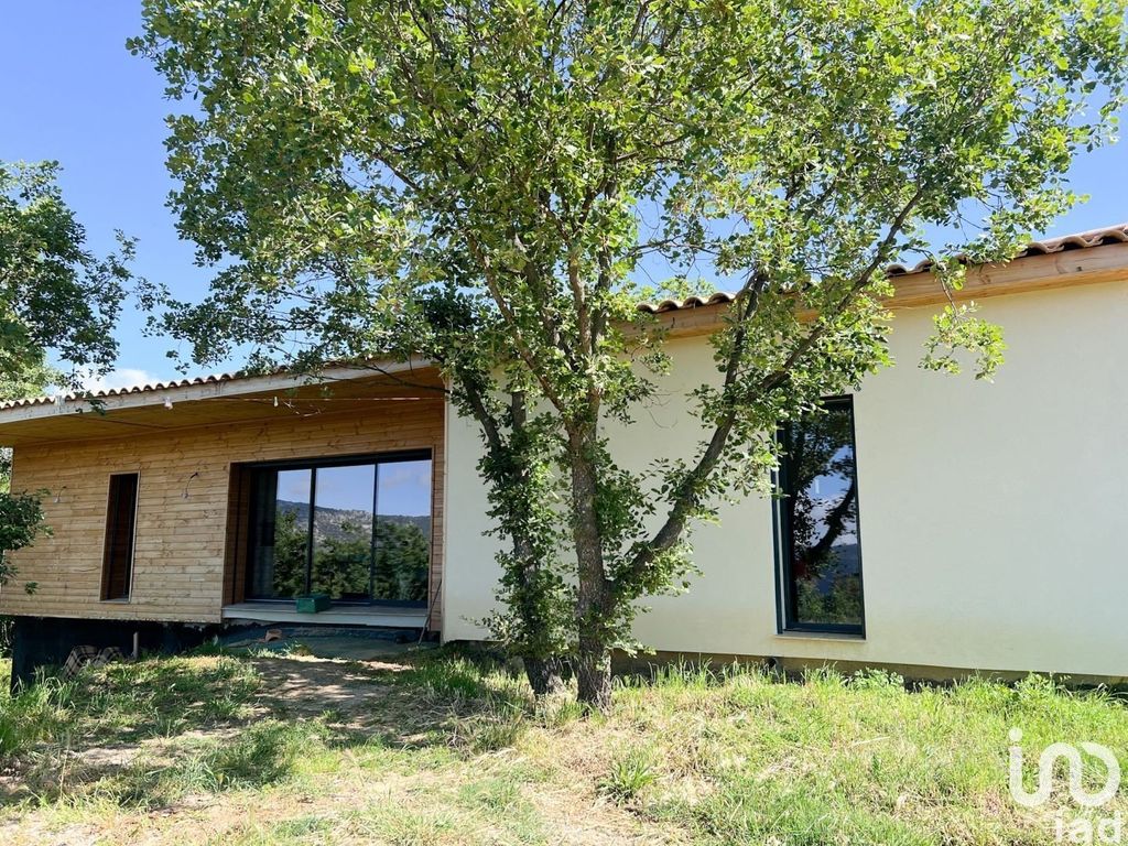 Achat maison à vendre 3 chambres 122 m² - Berre-les-Alpes