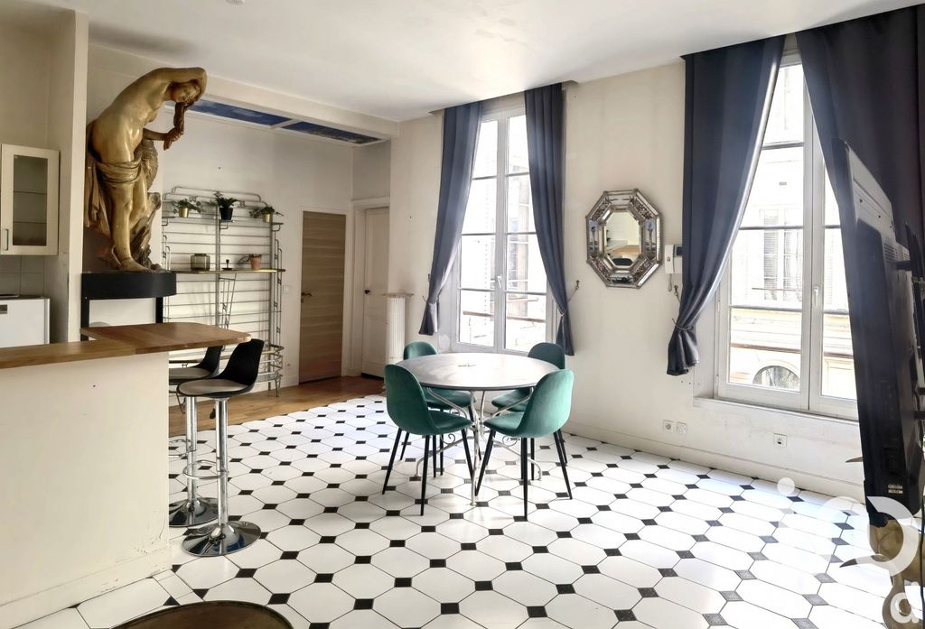 Achat appartement à vendre 3 pièces 63 m² - Paris 9ème arrondissement