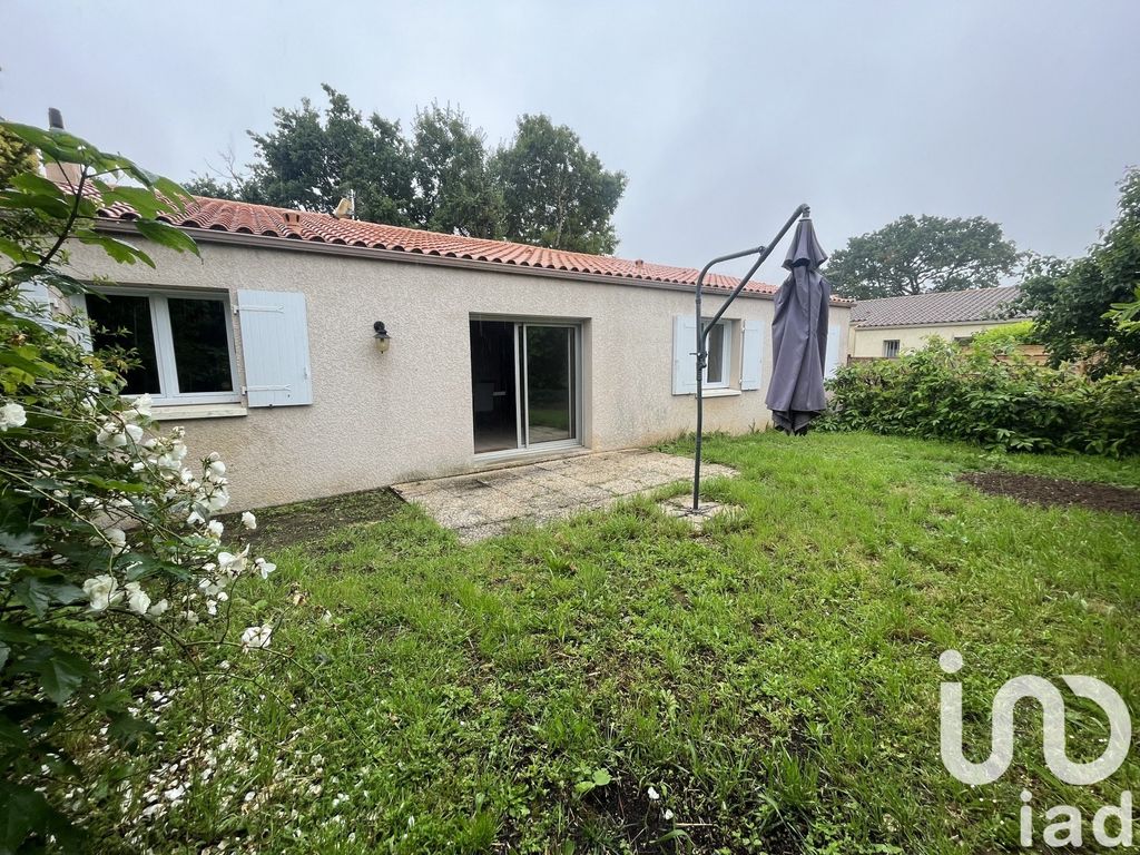 Achat maison à vendre 4 chambres 118 m² - La Rochelle