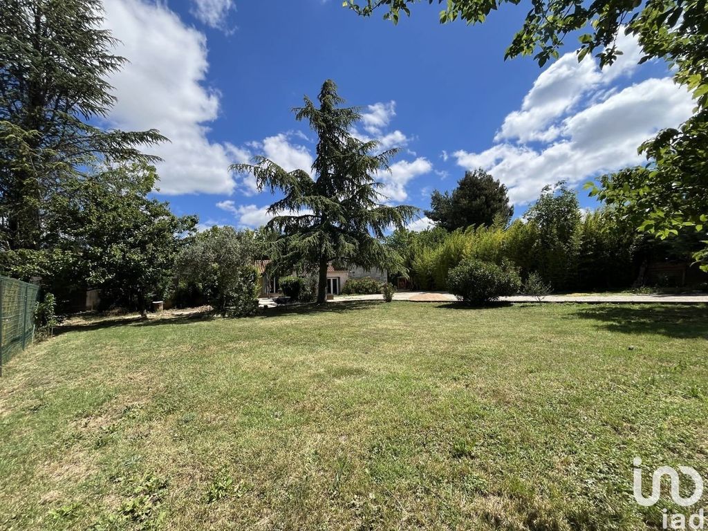 Achat maison à vendre 4 chambres 165 m² - Aix-en-Provence