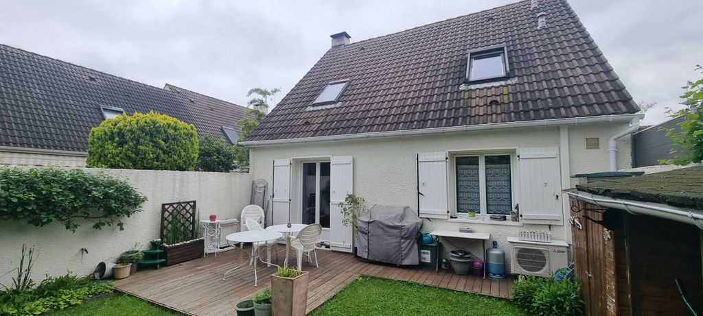 Achat maison à vendre 3 chambres 103 m² - Saint-Leu-la-Forêt