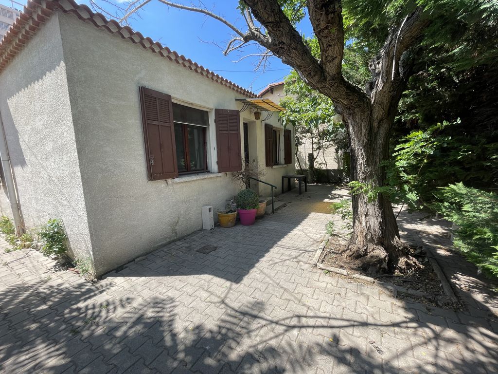 Achat maison à vendre 6 chambres 141 m² - Marseille 9ème arrondissement