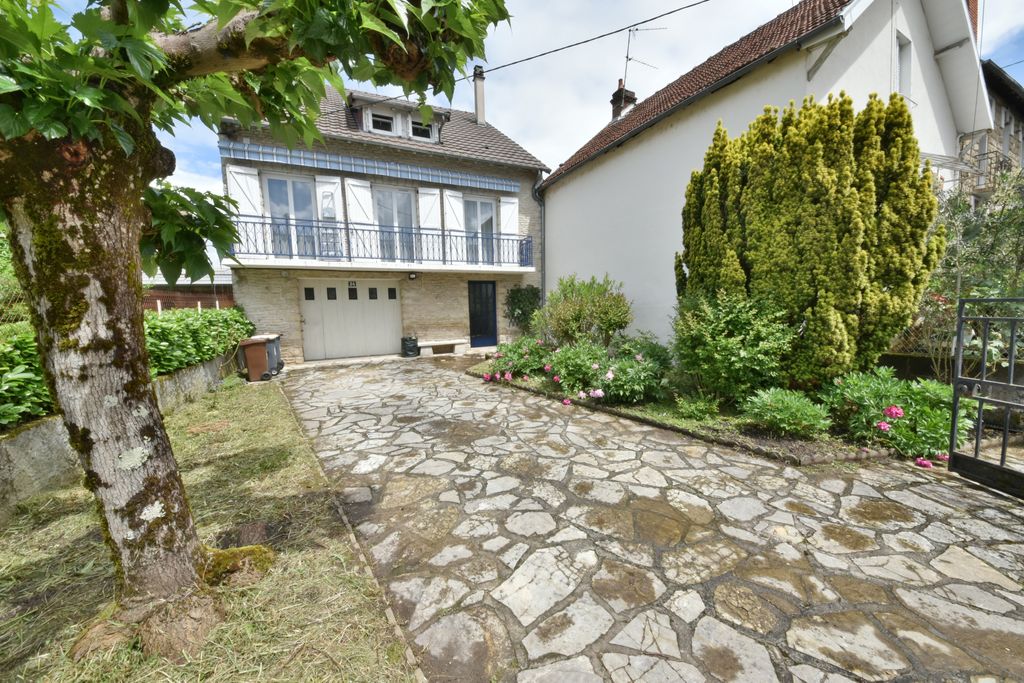 Achat maison à vendre 5 chambres 154 m² - Brive-la-Gaillarde