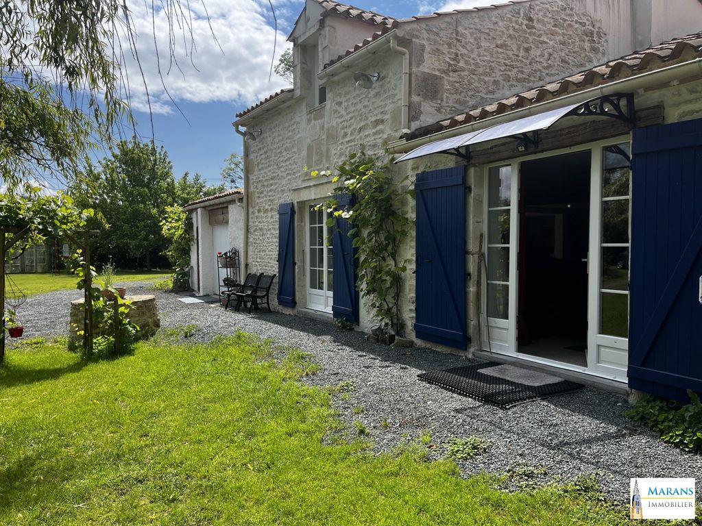 Achat maison à vendre 4 chambres 180 m² - L'Île-d'Elle