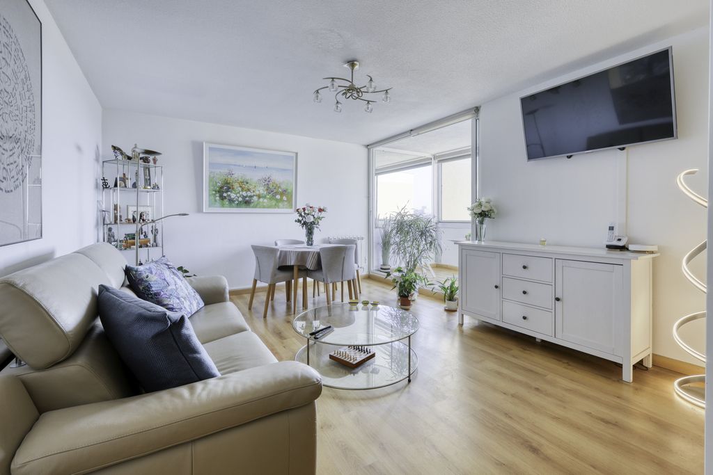 Achat appartement à vendre 3 pièces 65 m² - Marseille 8ème arrondissement