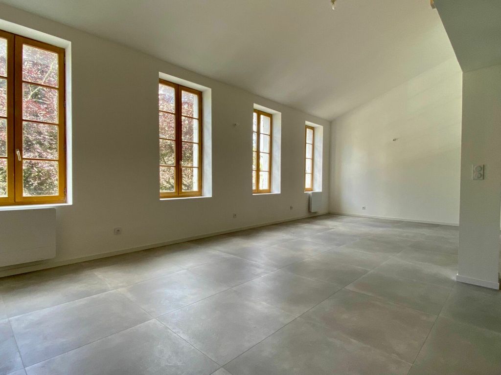 Achat appartement à vendre 4 pièces 145 m² - Rochefort