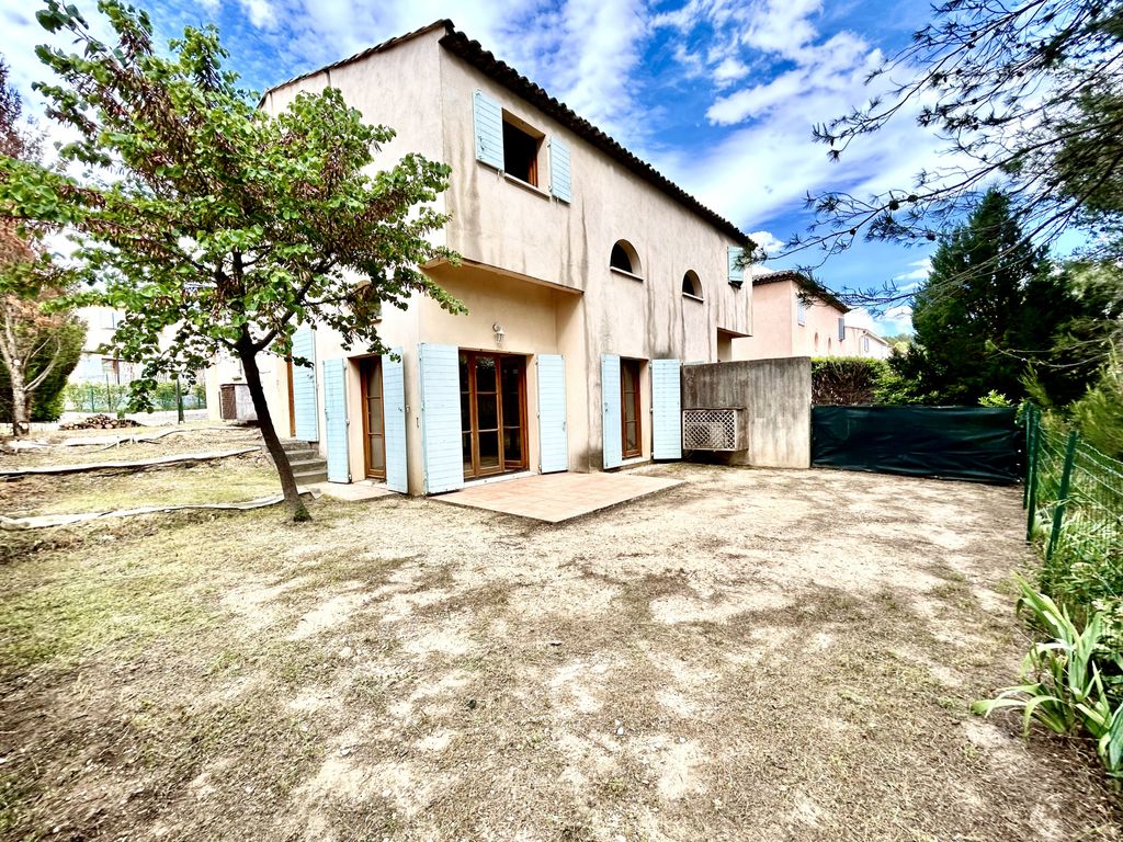 Achat maison à vendre 3 chambres 97 m² - Mallemort