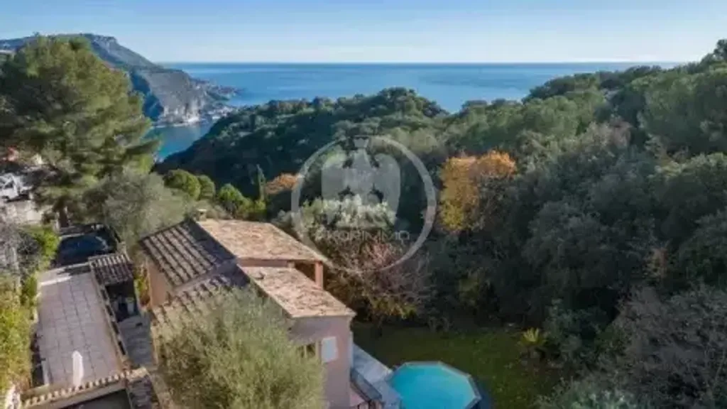 Achat maison à vendre 4 chambres 222 m² - Villefranche-sur-Mer