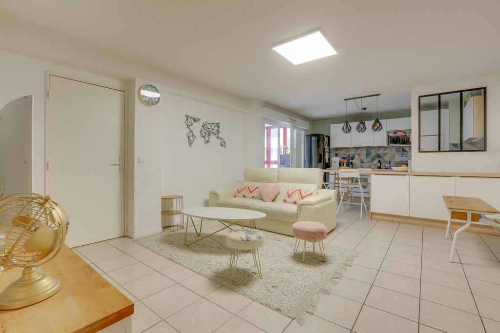 Achat appartement à vendre 4 pièces 82 m² - Ciboure