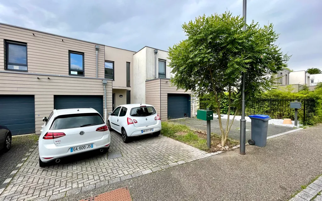 Achat maison à vendre 4 chambres 99 m² - Hoenheim