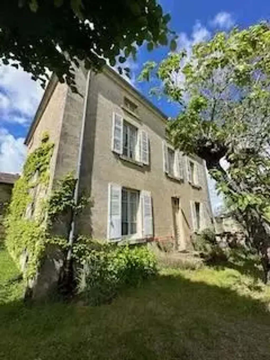 Achat maison à vendre 3 chambres 130 m² - Ligny-en-Brionnais