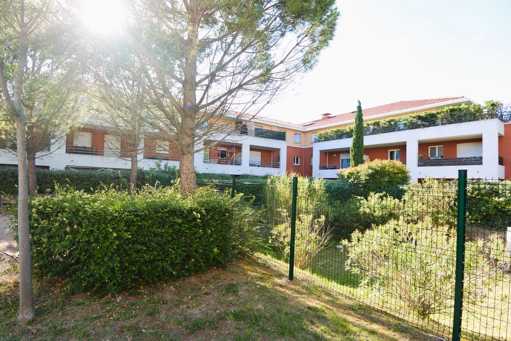Achat appartement à vendre 2 pièces 54 m² - Aix-en-Provence