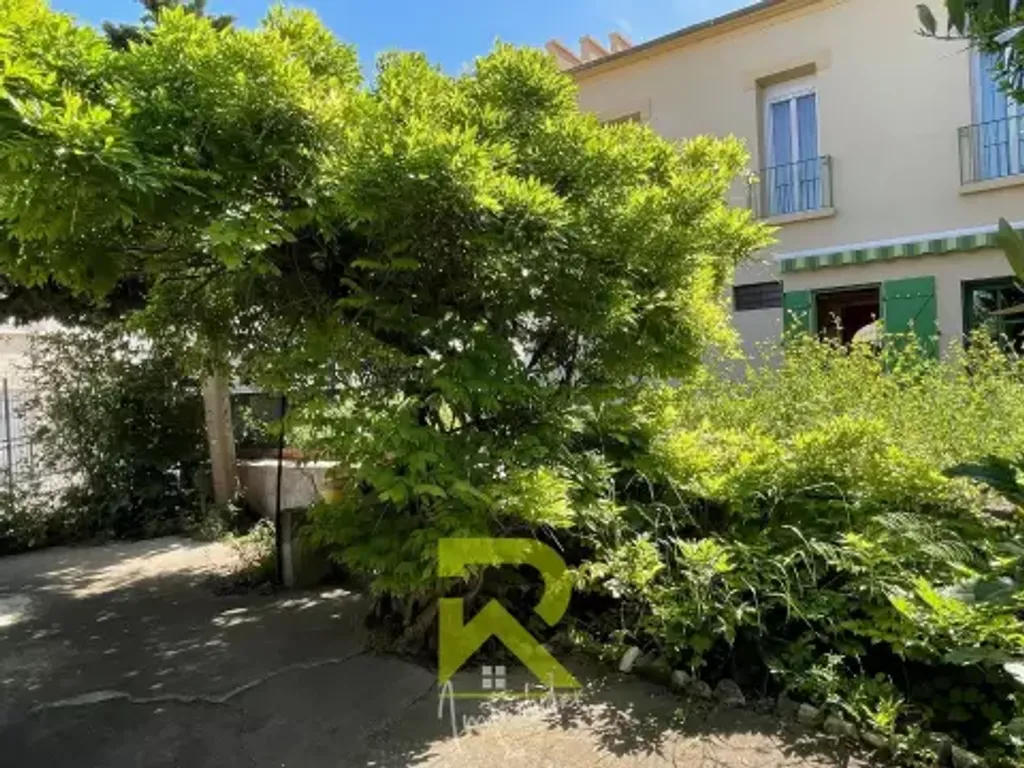 Achat maison à vendre 3 chambres 121 m² - Béziers