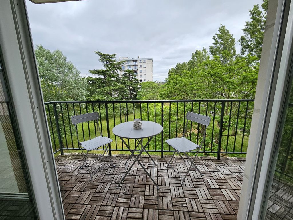 Achat appartement à vendre 4 pièces 76 m² - Chambray-lès-Tours