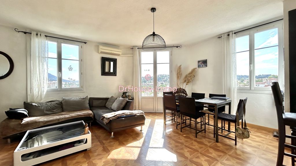 Achat appartement à vendre 5 pièces 86 m² - Toulon
