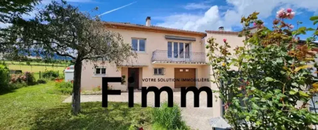 Achat maison à vendre 5 chambres 138 m² - Pélussin