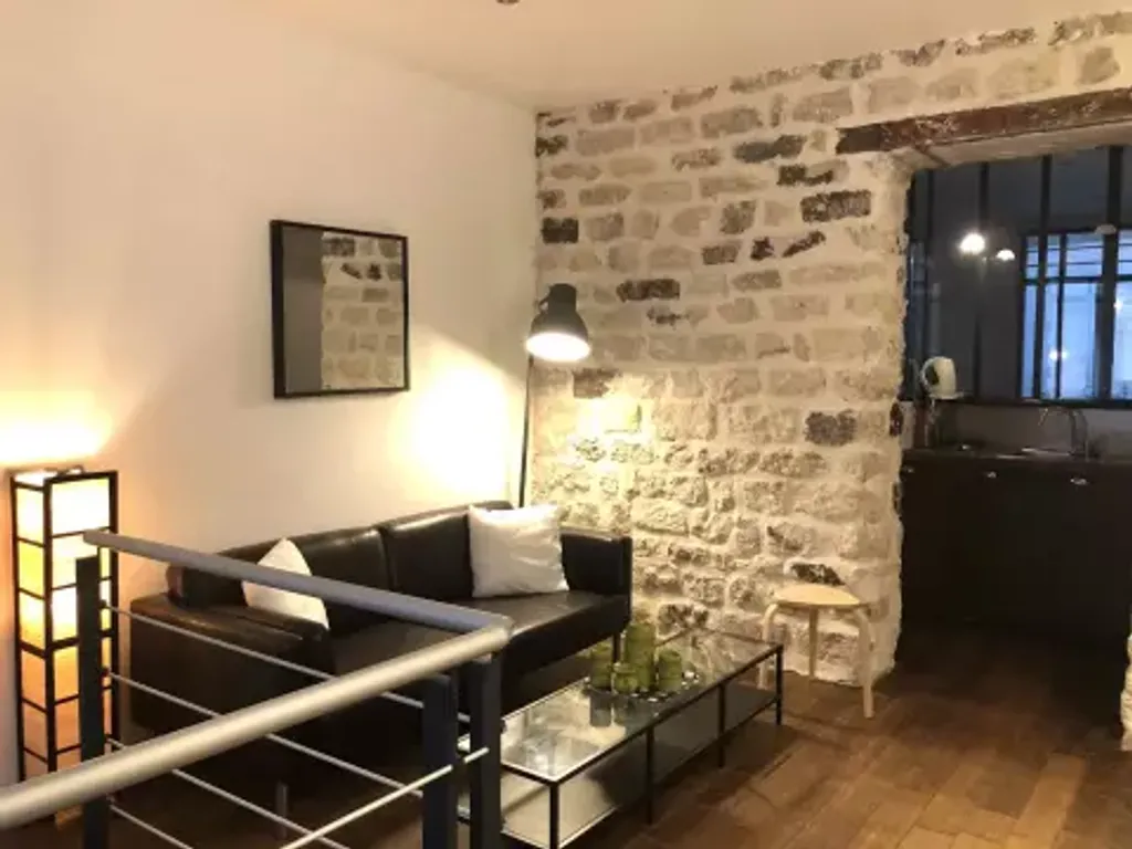 Achat loft à vendre 2 pièces 45 m² - Paris 18ème arrondissement