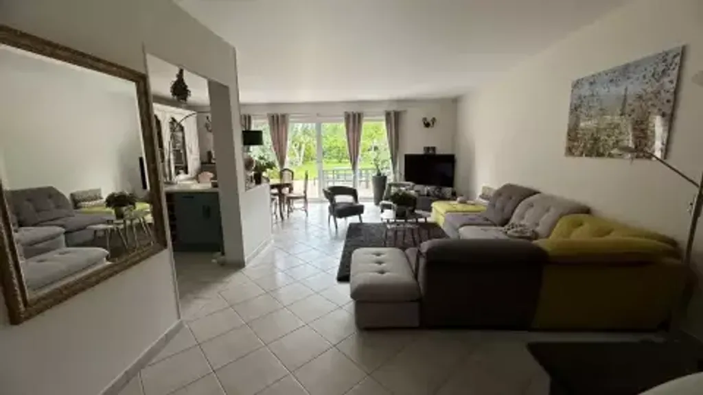 Achat maison 5 chambre(s) - Le Mesnil-Saint-Denis