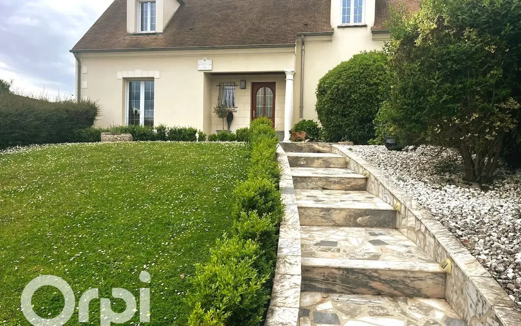 Achat maison à vendre 4 chambres 151 m² - Longueil-Annel