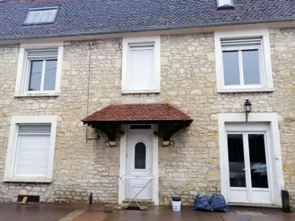 Achat maison à vendre 4 chambres 162 m² - Nevers