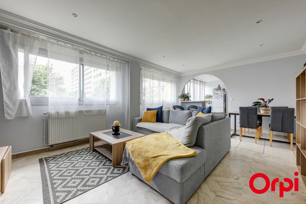 Achat appartement à vendre 4 pièces 88 m² - Vénissieux