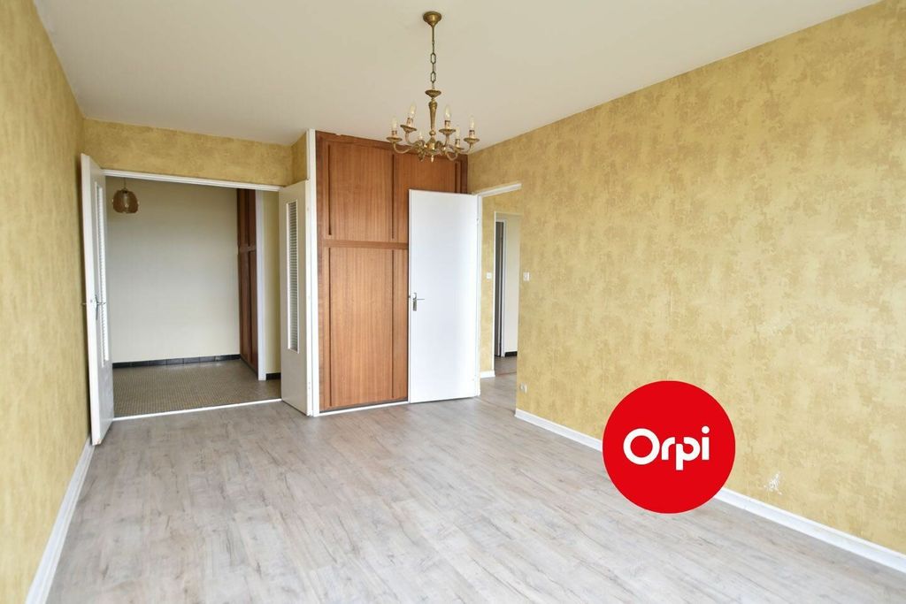 Achat appartement à vendre 3 pièces 73 m² - Saint-Priest