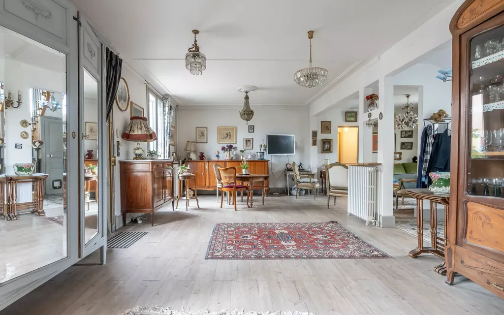 Achat maison à vendre 5 chambres 181 m² - Maisons-Alfort