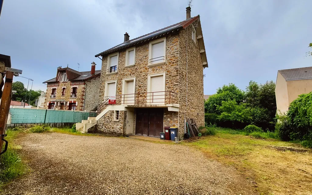 Achat maison à vendre 5 chambres 145 m² - Brou-sur-Chantereine