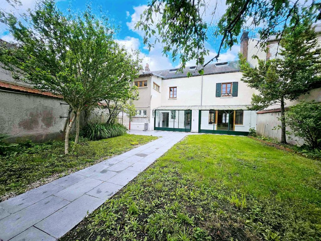 Achat maison à vendre 5 chambres 161 m² - Ézy-sur-Eure