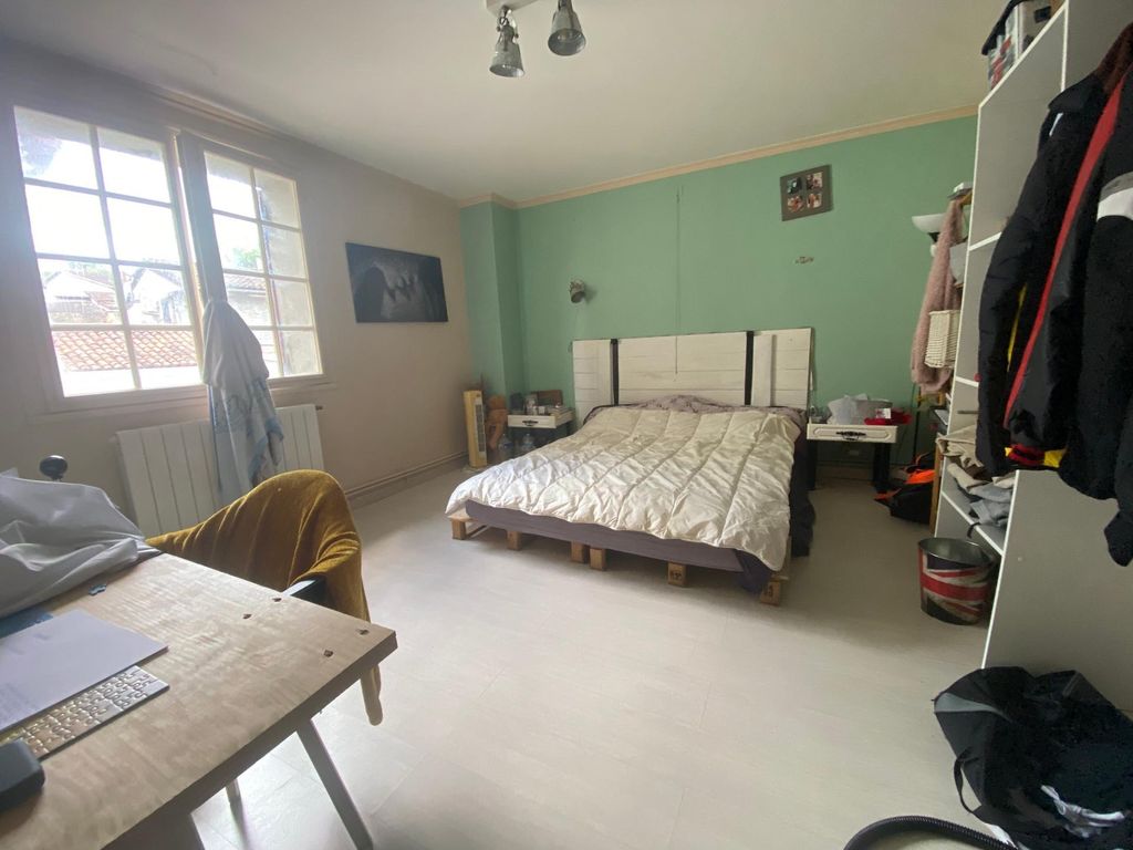 Achat maison à vendre 5 chambres 150 m² - Roquefort