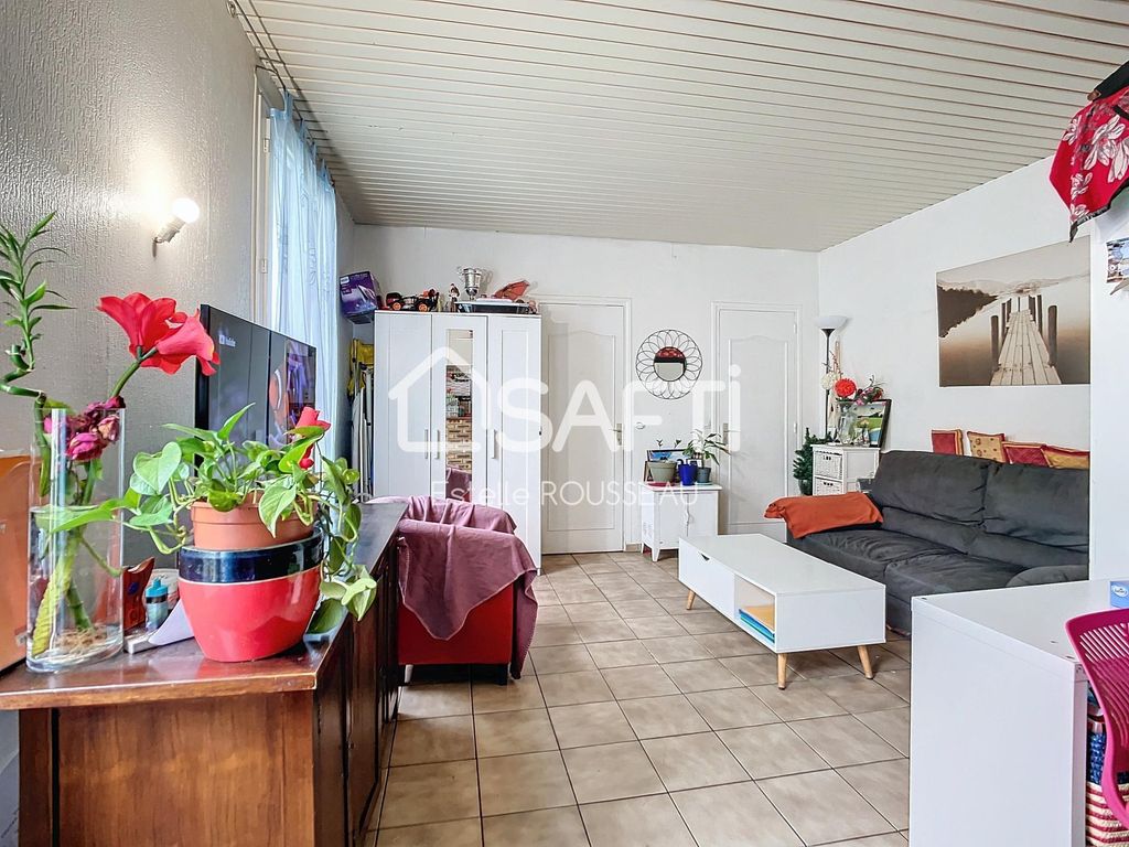 Achat appartement à vendre 2 pièces 37 m² - Saint-Maur-des-Fossés