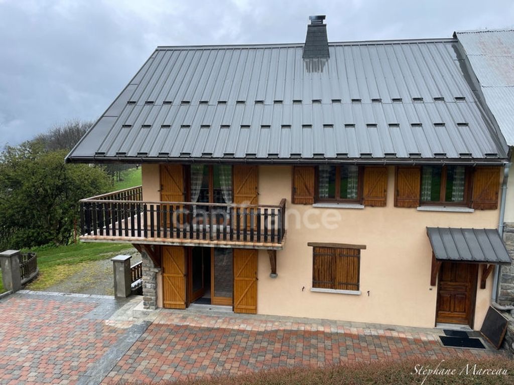 Achat maison à vendre 3 chambres 153 m² - Albiez-le-Jeune