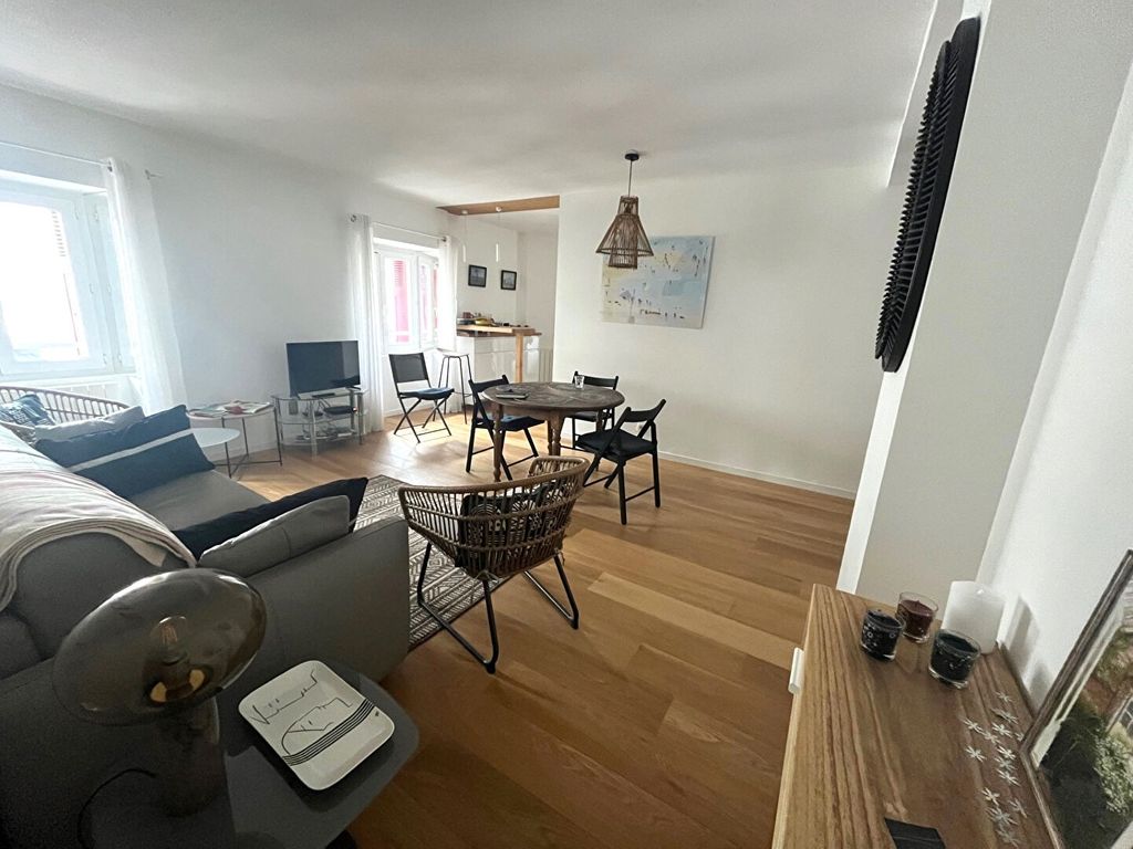 Achat appartement à vendre 3 pièces 59 m² - Saint-Jean-de-Luz