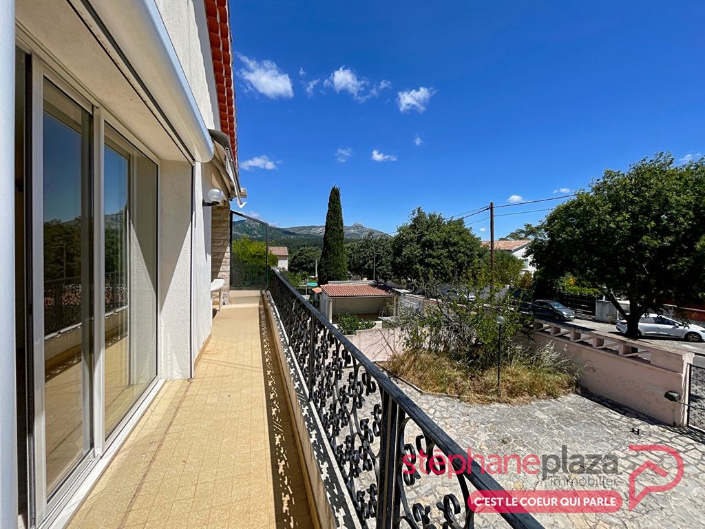 Achat maison à vendre 4 chambres 155 m² - Aubagne