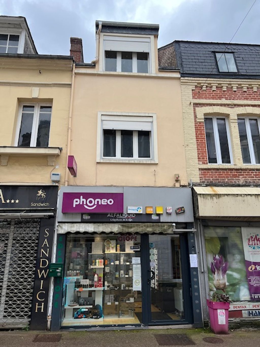 Achat maison à vendre 2 chambres 74 m² - Lillebonne