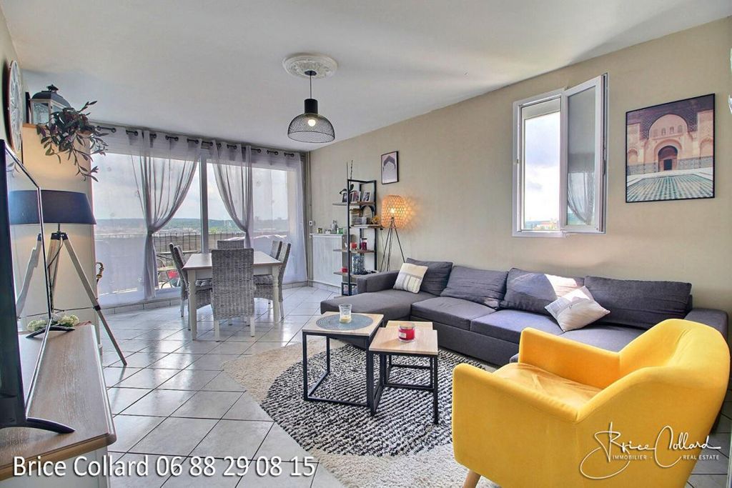 Achat appartement à vendre 5 pièces 90 m² - Nogent-sur-Oise