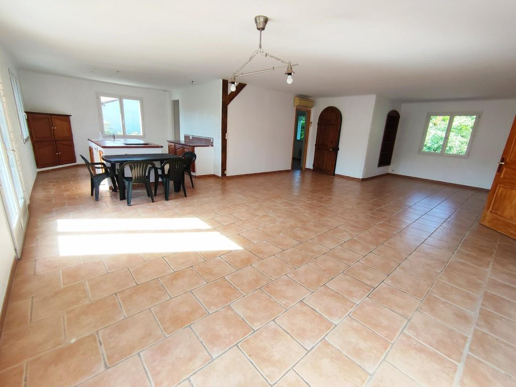 Achat maison à vendre 3 chambres 122 m² - Damiatte