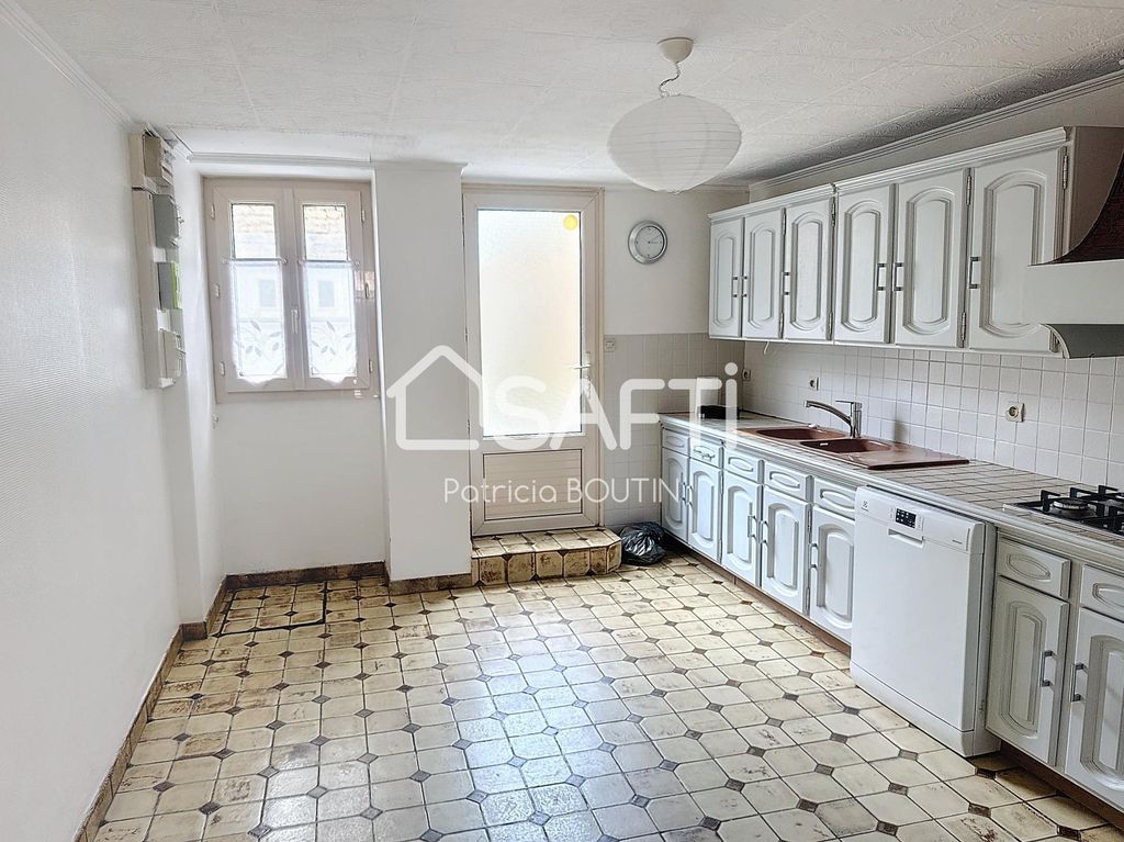 Achat maison à vendre 4 chambres 127 m² - Niort