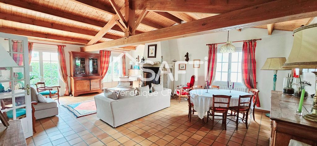 Achat maison à vendre 3 chambres 141 m² - La Roche-sur-Yon