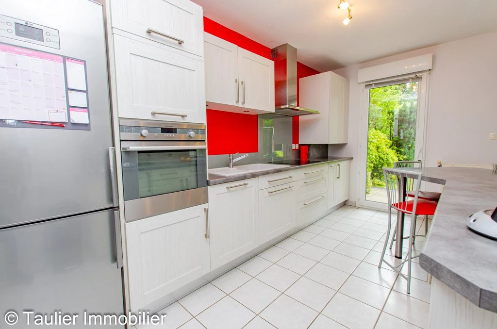 Achat appartement à vendre 4 pièces 89 m² - Saint-Marcellin