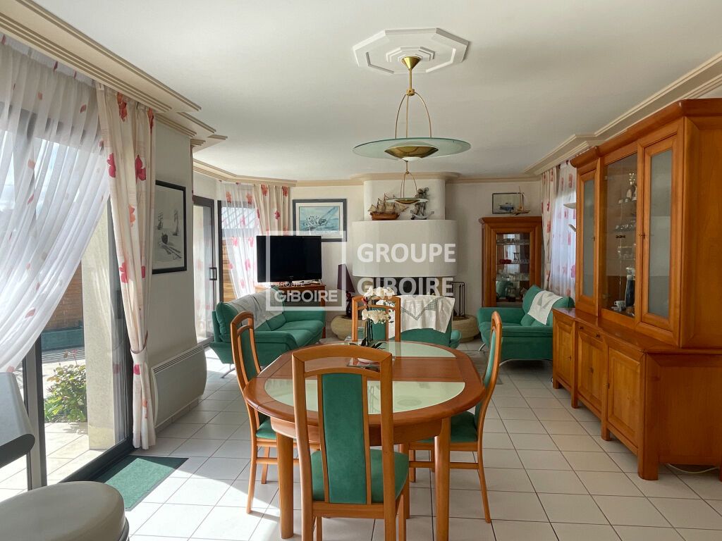 Achat maison à vendre 4 chambres 115 m² - Saint-Malo