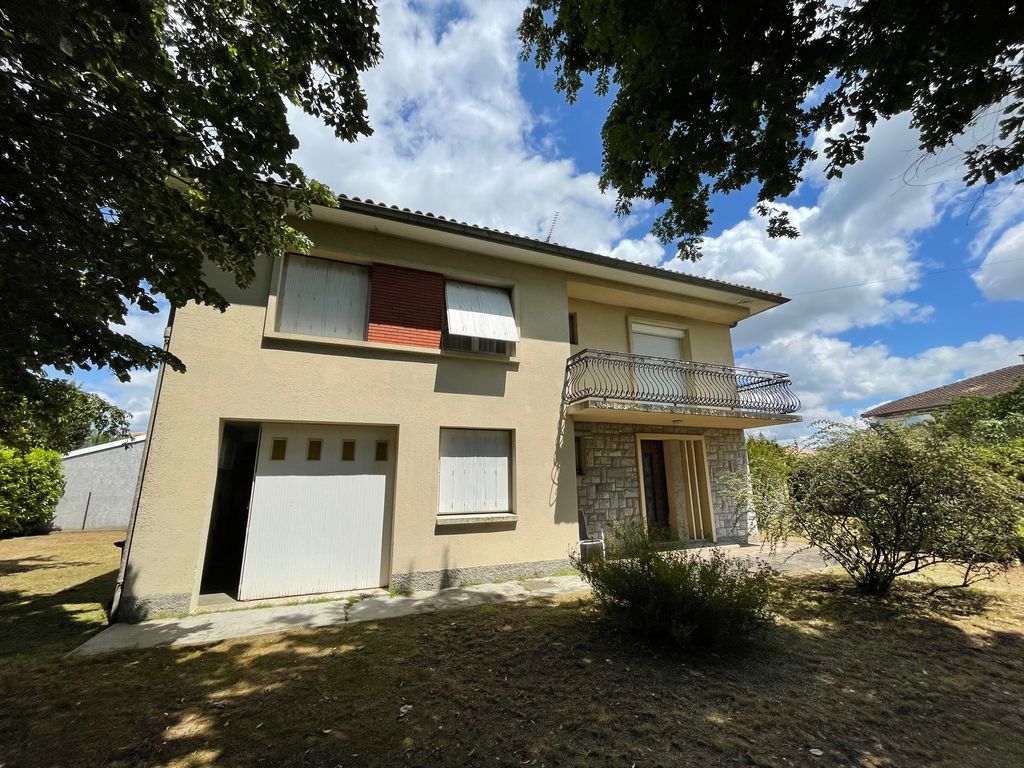 Achat maison à vendre 6 chambres 149 m² - Villeneuve-Tolosane