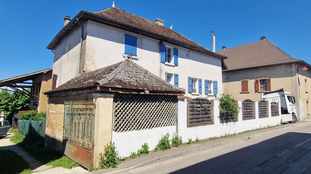 Achat maison à vendre 4 chambres 170 m² - La Tour-du-Pin